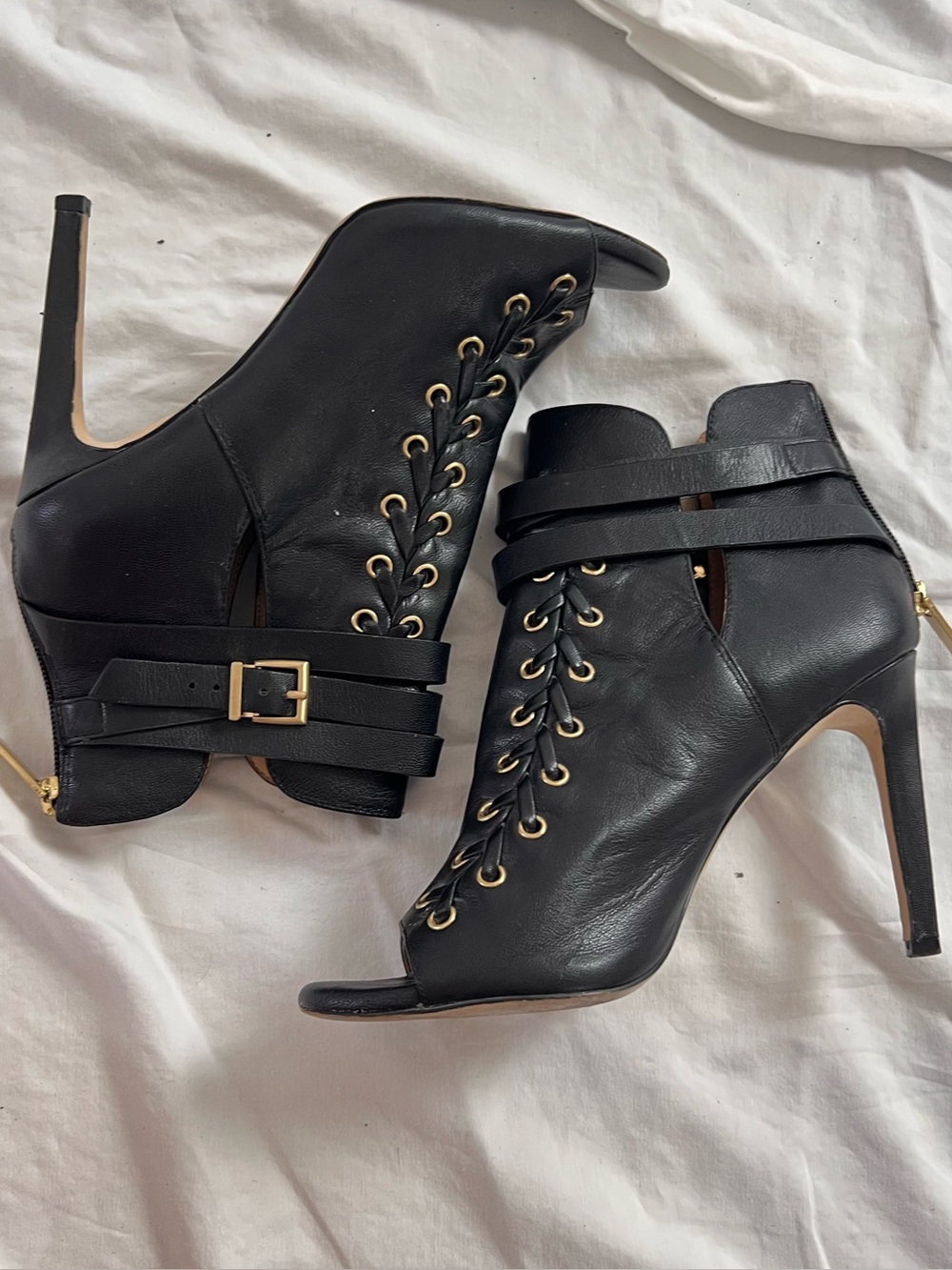 BCBGeneration Ceville black leather peep-toe ankle booties // size 8